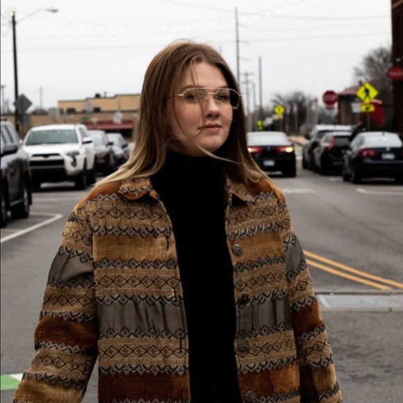 Granny’s Rug Jacket - Picture 3 of 3